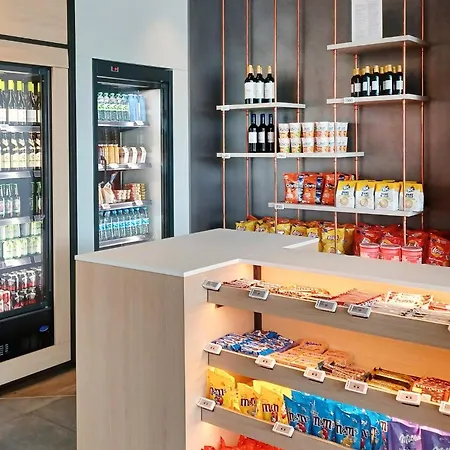 Holiday Inn - The Niu, Hub Dusseldorf Messe By Ihg-3