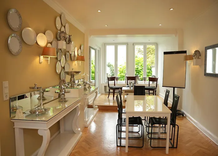 Boutique Hotel Sir & Lady Astor - The Charming City Hotels Düsseldorf